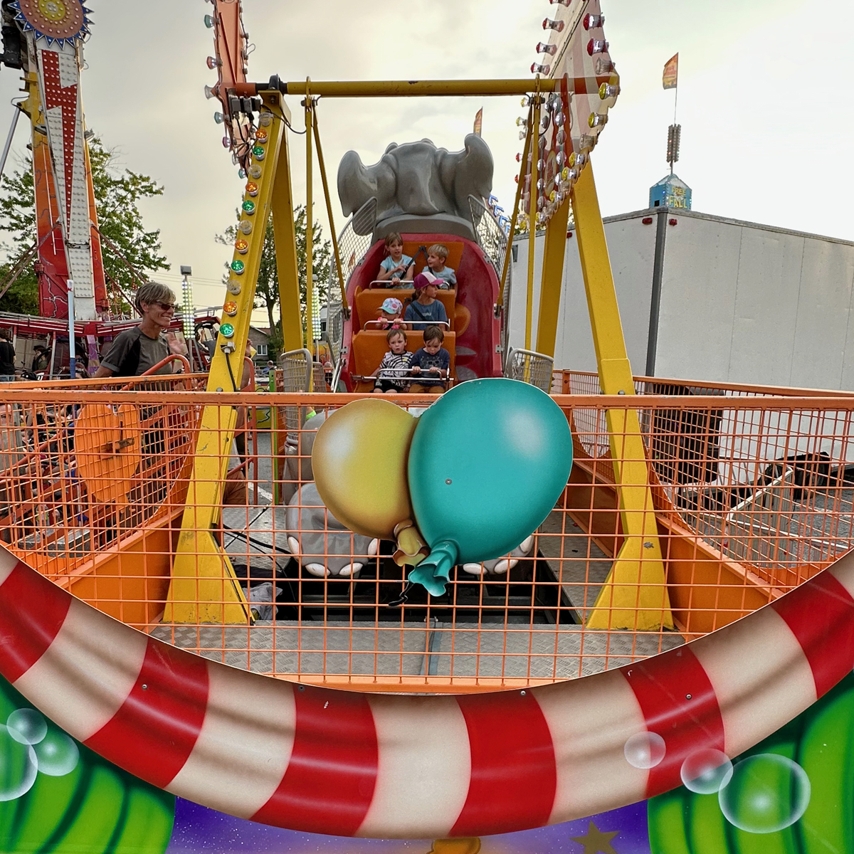 Flying Elephant 3746 4x4